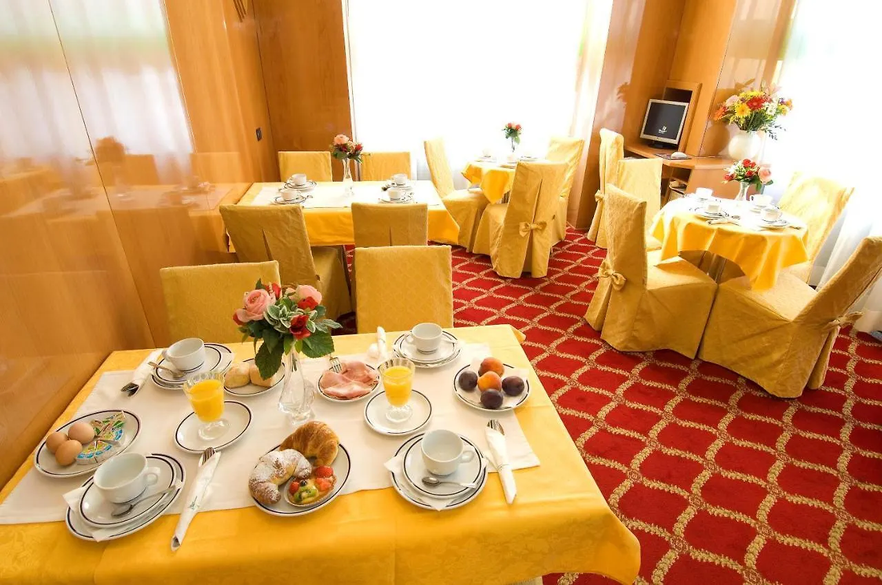 Hotel Cinque Giornate Milan